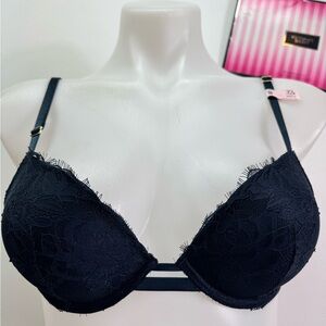 🔥Victoria's Secret Midnight Teal Lace Bra very sexy pushup sz 32B NWT